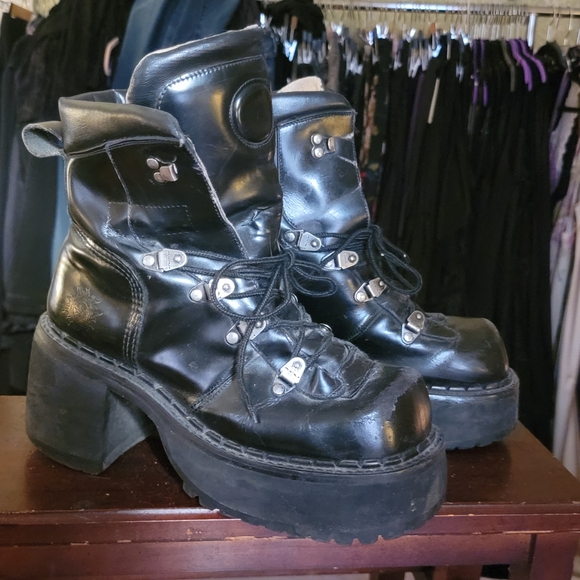 muro Shoes - muro vintage 90's platform boots